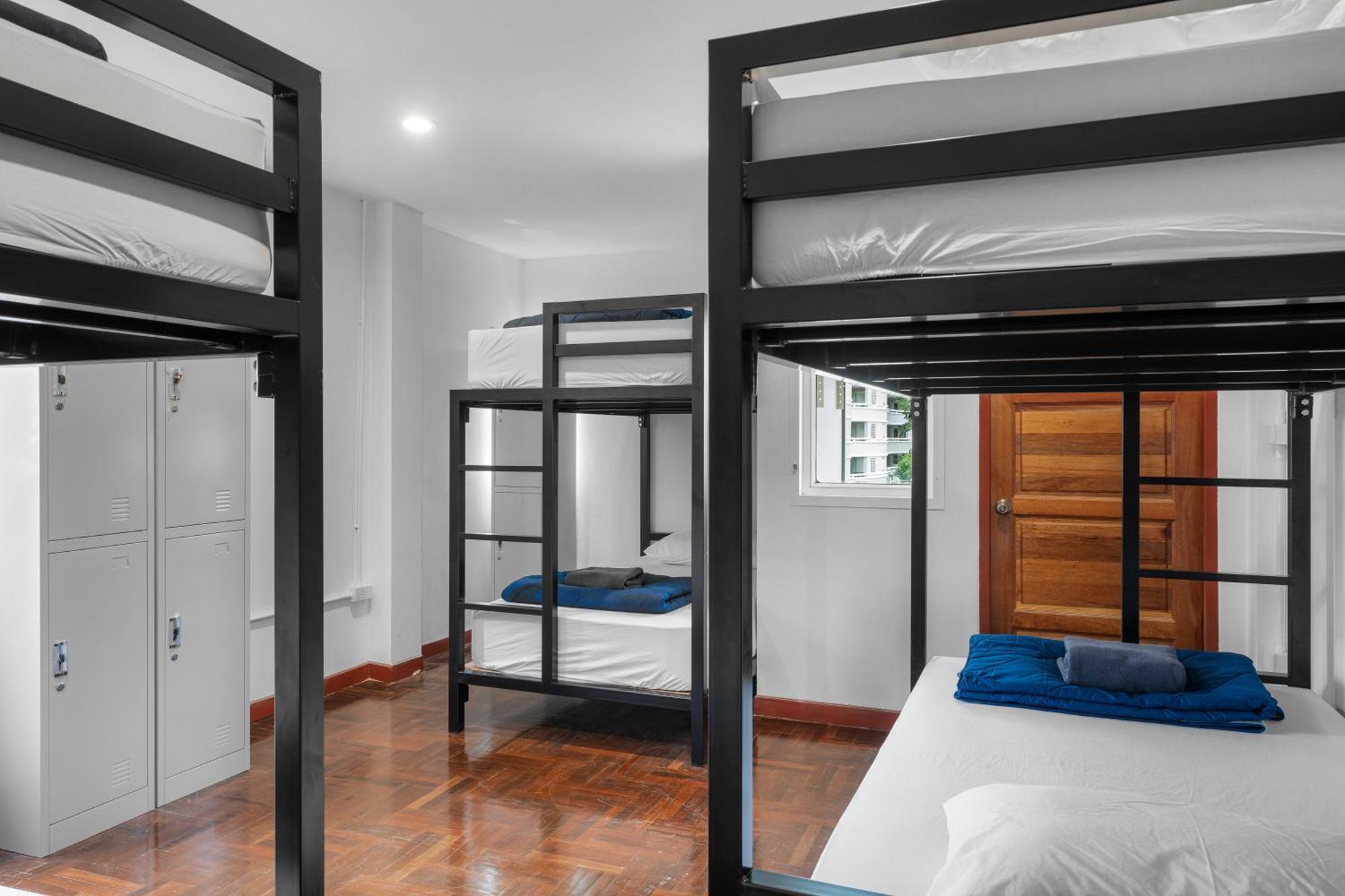 Chill Inn Chaweng Hostel And Cafe Amphoe Koksamui Exterior photo